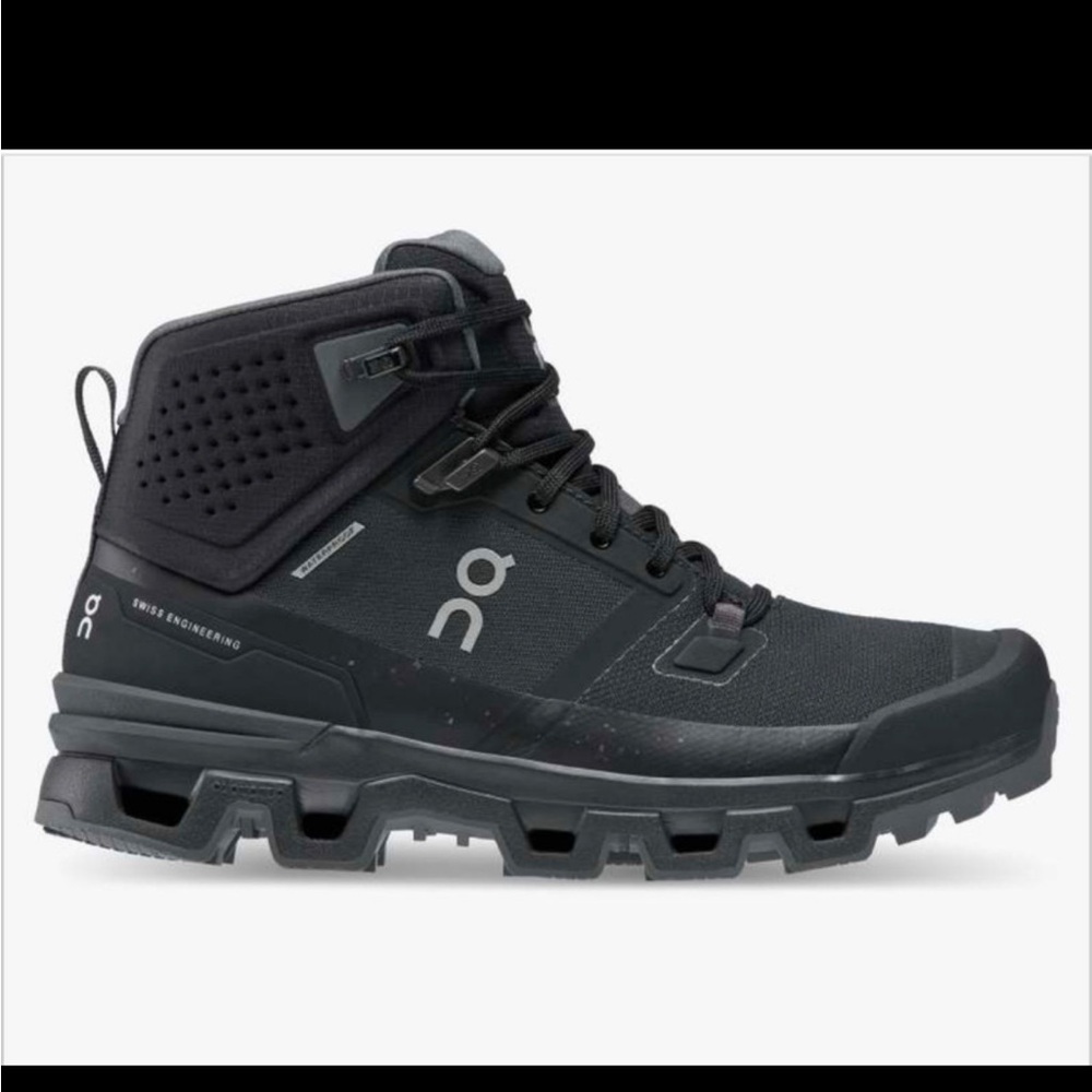 On Running Women’s Black Hiking Boots